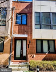 126 CAMBRIA WALK, Alexandria, VA 22304