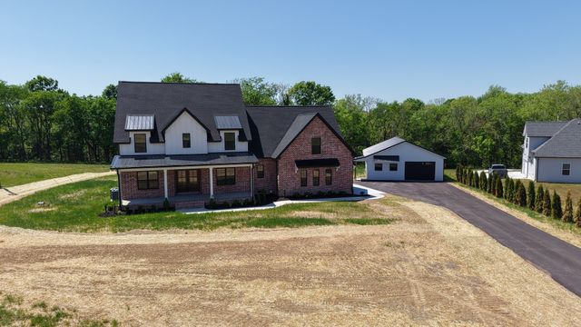 55 Crenshaw Rd, Hartsville, TN 37074