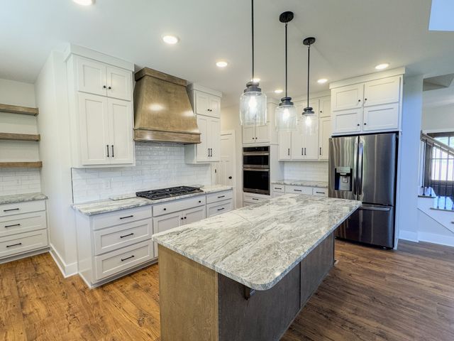 55 Crenshaw Rd, Hartsville, TN 37074