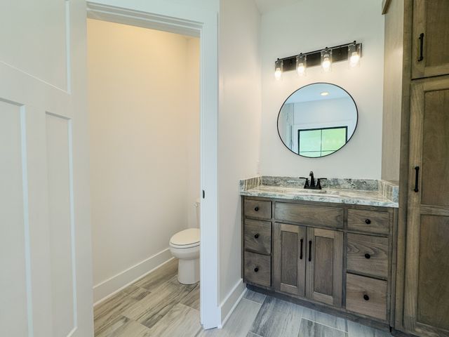 55 Crenshaw Rd, Hartsville, TN 37074