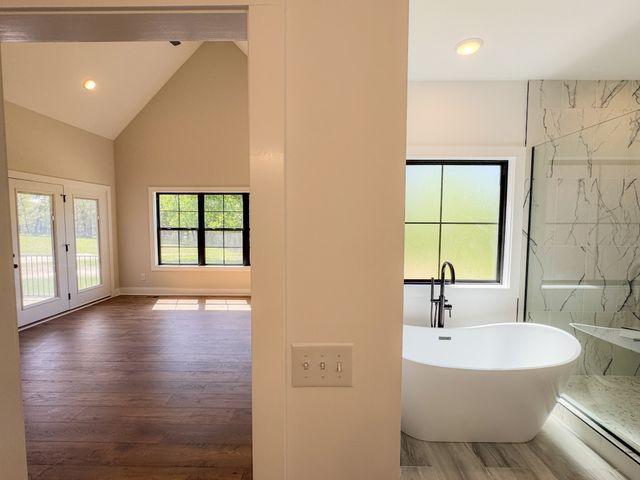 55 Crenshaw Rd, Hartsville, TN 37074