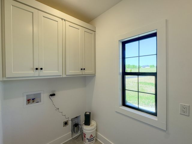 55 Crenshaw Rd, Hartsville, TN 37074