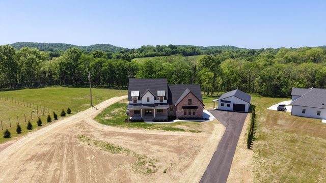 55 Crenshaw Rd, Hartsville, TN 37074