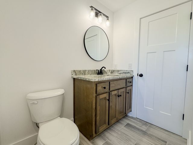 55 Crenshaw Rd, Hartsville, TN 37074