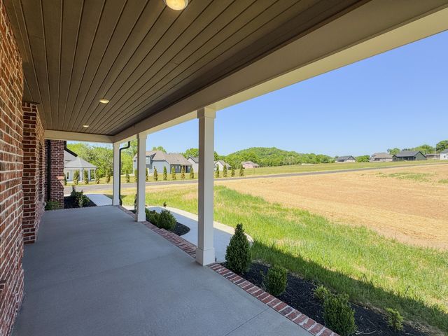 55 Crenshaw Rd, Hartsville, TN 37074