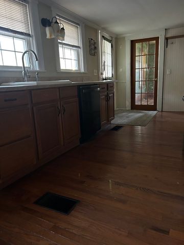 201 Union Street, Gardner, MA 01440