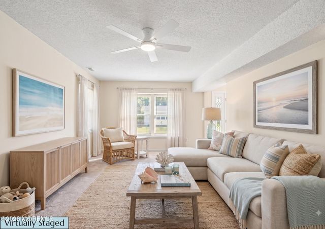 160 Stowe Street, Toms River, NJ 08753
