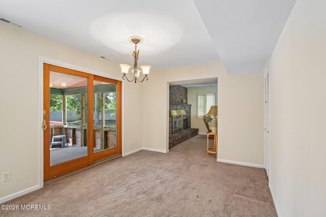160 Stowe Street, Toms River, NJ 08753