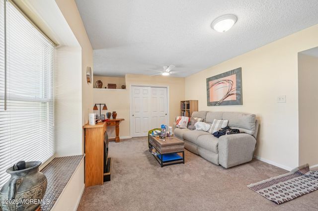 160 Stowe Street, Toms River, NJ 08753