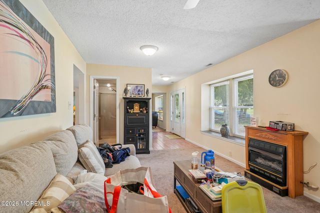 160 Stowe Street, Toms River, NJ 08753