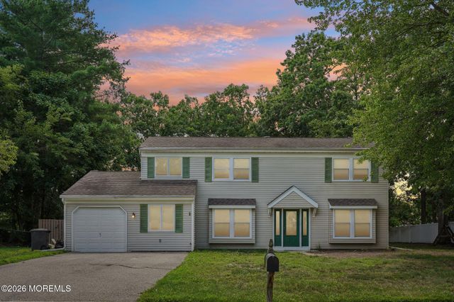 160 Stowe Street, Toms River, NJ 08753
