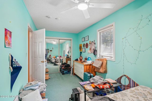 160 Stowe Street, Toms River, NJ 08753