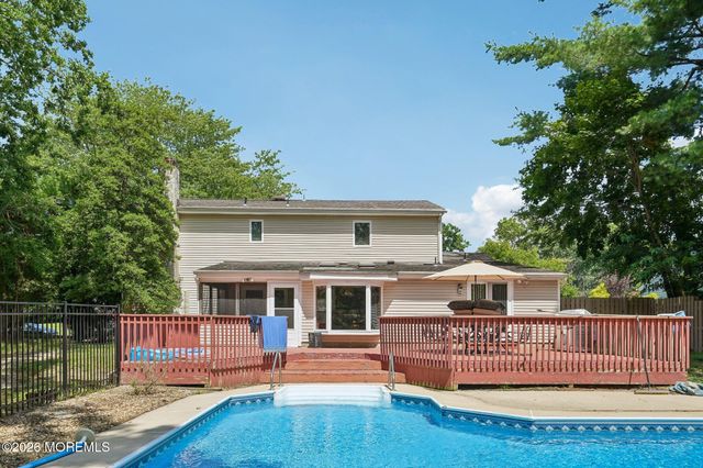 160 Stowe Street, Toms River, NJ 08753