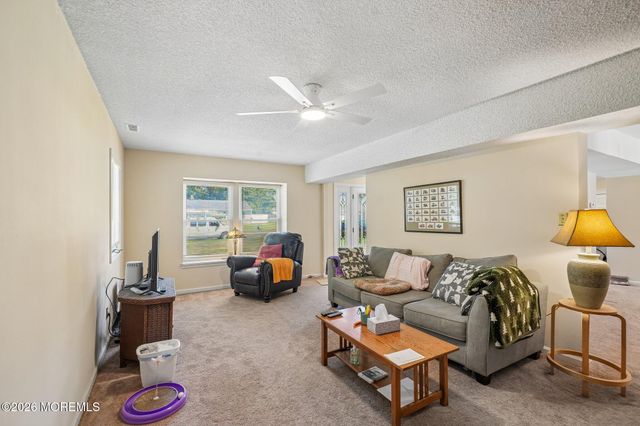 160 Stowe Street, Toms River, NJ 08753