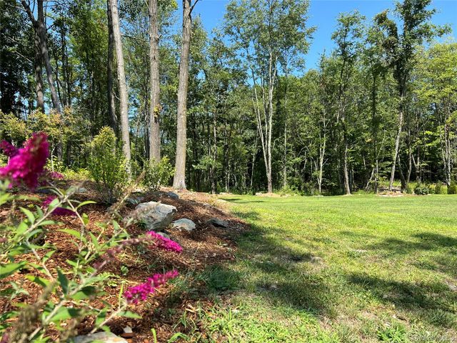 82 Hampton Road, Marlboro, NY 12542