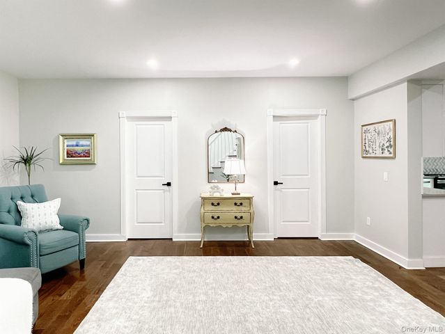 82 Hampton Road, Marlboro, NY 12542