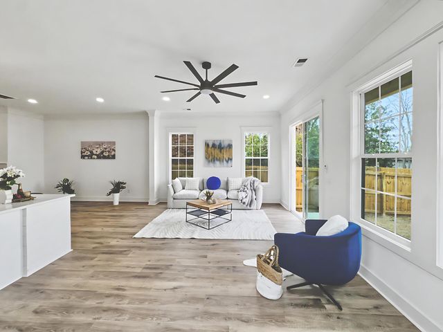 2032 Forest Avenue, North Charleston, SC 29405