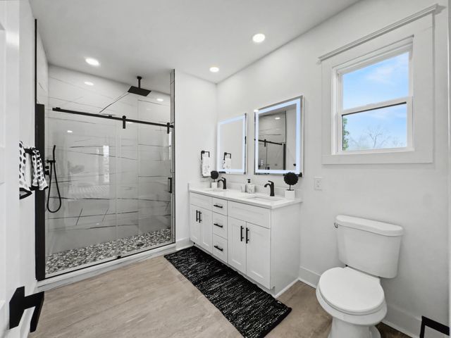 2032 Forest Avenue, North Charleston, SC 29405