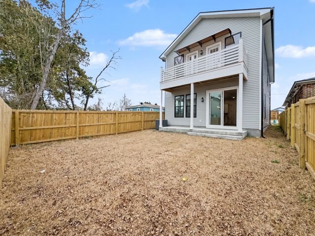 2032 Forest Avenue, North Charleston, SC 29405