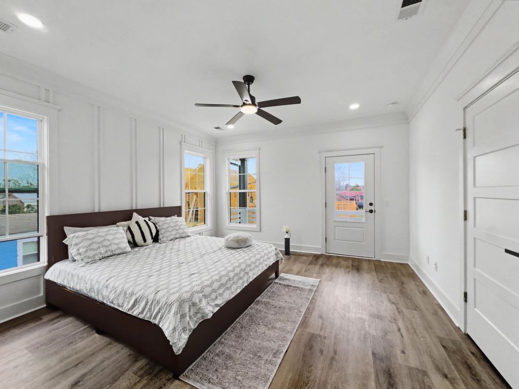 Image 19 of property listing at 2032 Forest Avenue, North Charleston, SC 29405