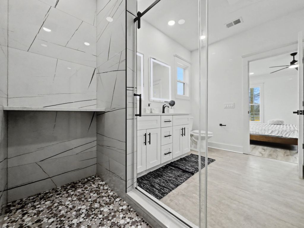 Image 24 of property listing at 2032 Forest Avenue, North Charleston, SC 29405