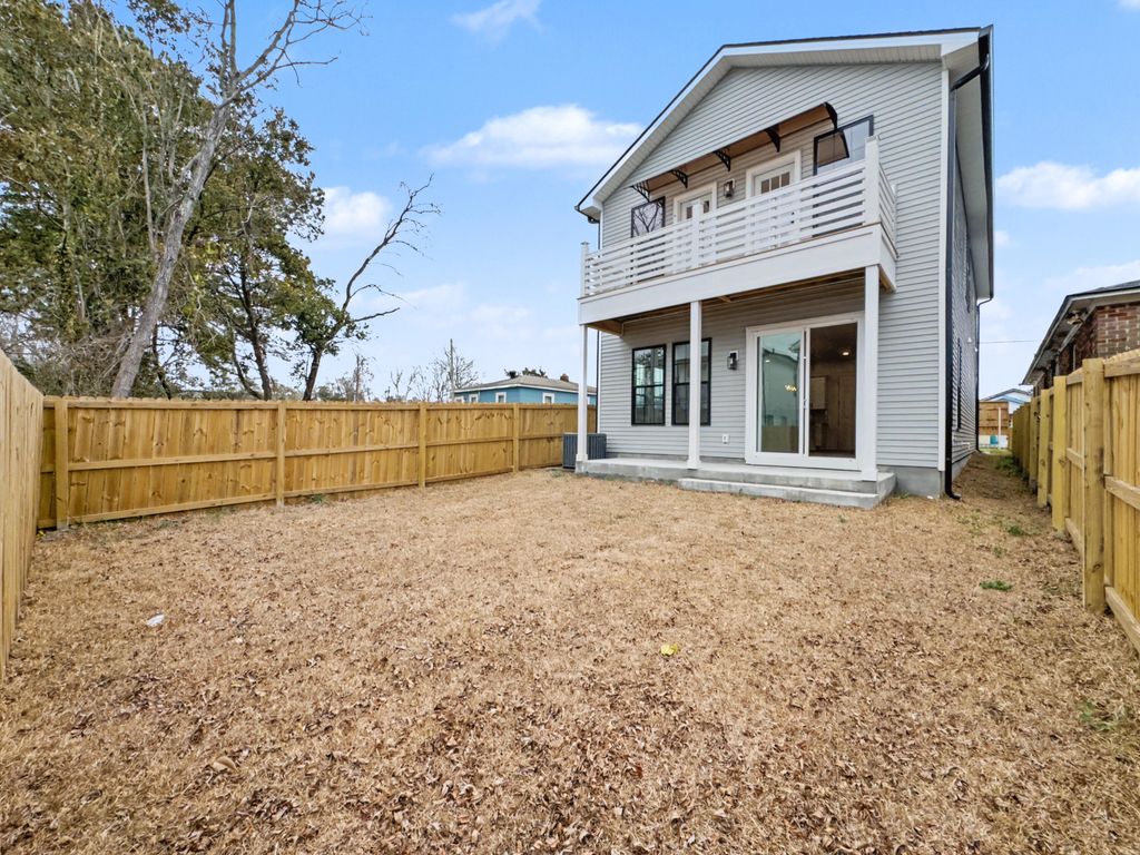 Image 40 of property listing at 2032 Forest Avenue, North Charleston, SC 29405