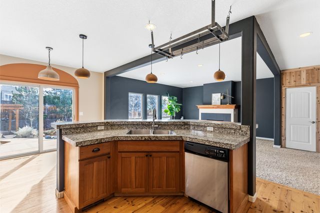 20739 NE Angora Court, Bend, OR 97701