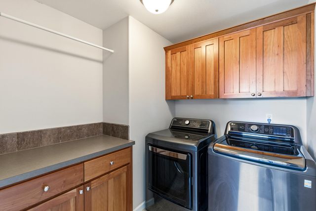 20739 NE Angora Court, Bend, OR 97701