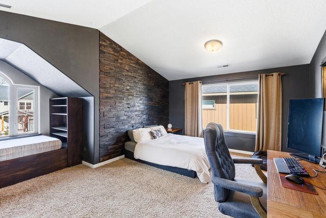 20739 NE Angora Court, Bend, OR 97701