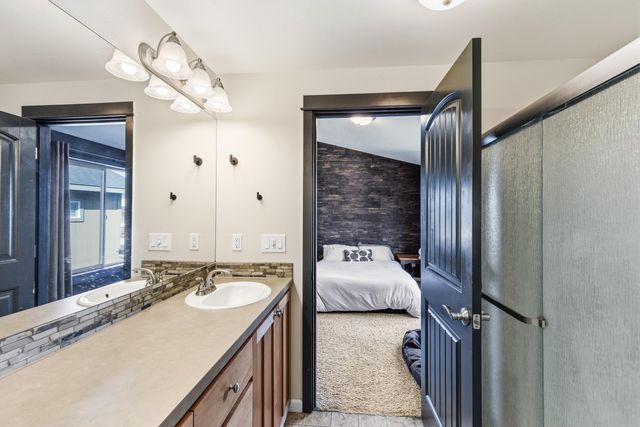 20739 NE Angora Court, Bend, OR 97701