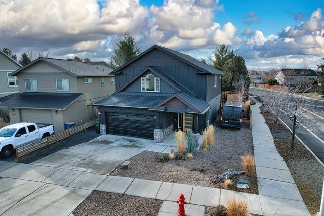 20739 NE Angora Court, Bend, OR 97701