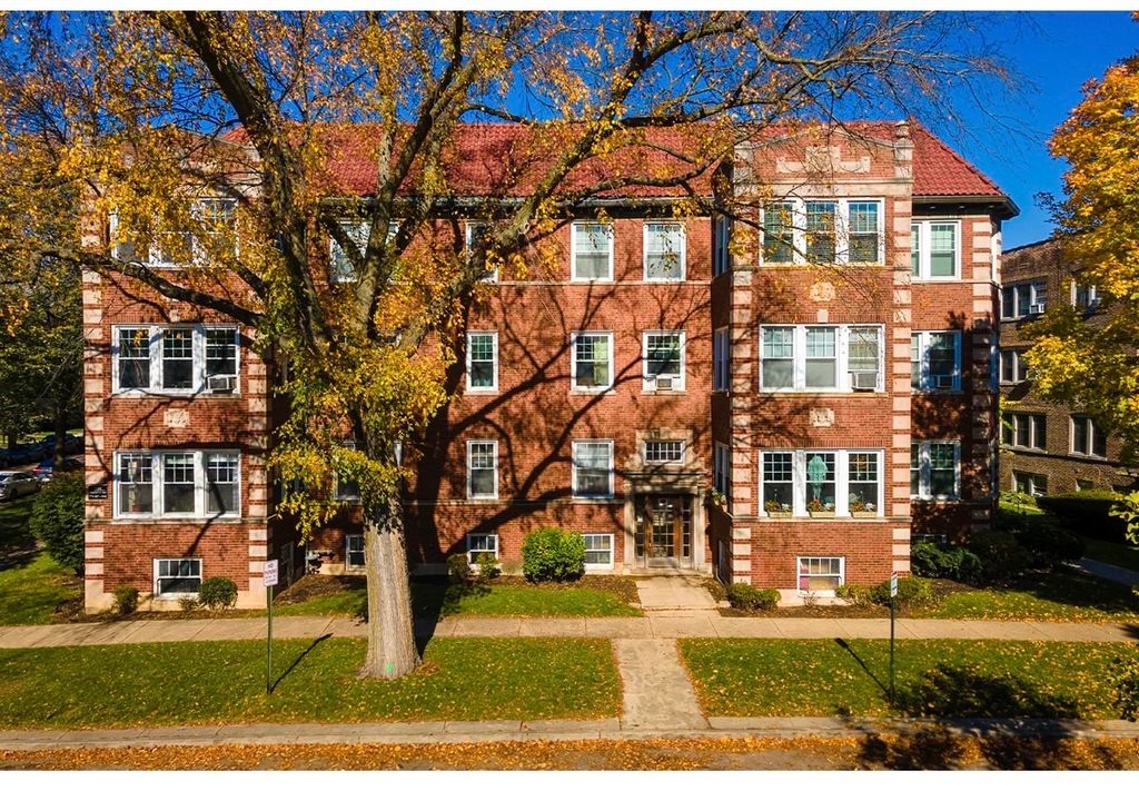 329 Kedzie Street 2, Evanston, IL 60202