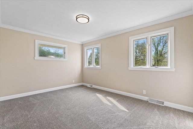 14225 Forest View LANE, Brookfield, WI 53005