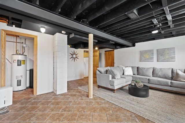14225 Forest View LANE, Brookfield, WI 53005