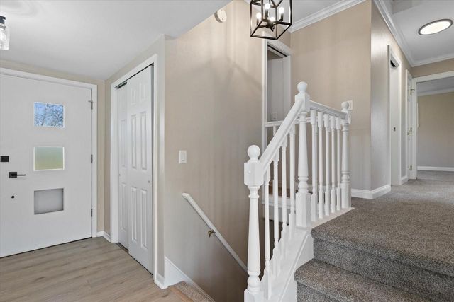 14225 Forest View LANE, Brookfield, WI 53005