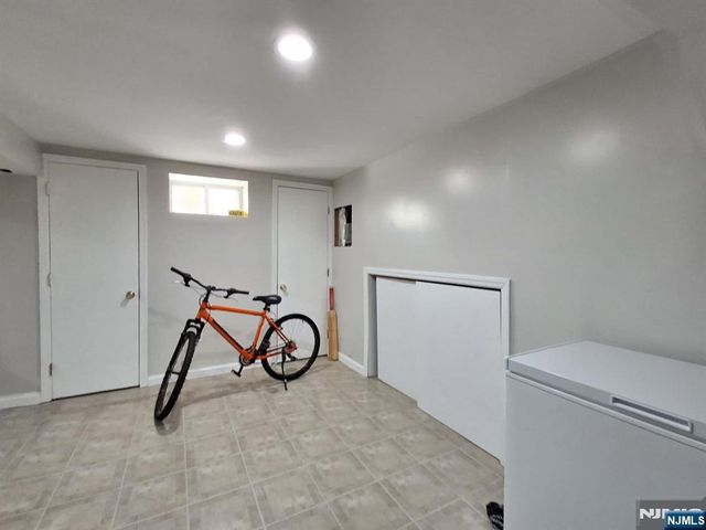 61 Jensen Road, Sayreville, NJ 08872