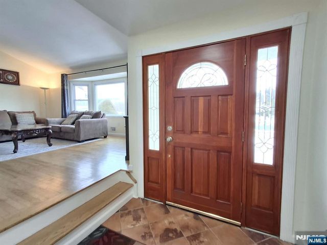 61 Jensen Road, Sayreville, NJ 08872