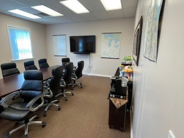 3305 W DIVISION Street, Chicago, IL 60651