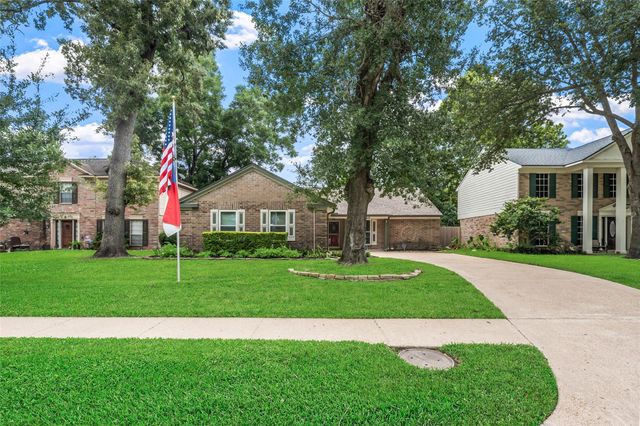 12502 Bent Pine Drive, Cypress, TX 77429