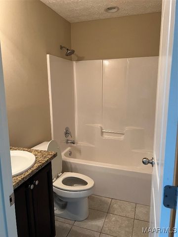 19 High Cotton Court, Wetumpka, AL 36092