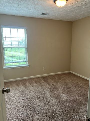 19 High Cotton Court, Wetumpka, AL 36092