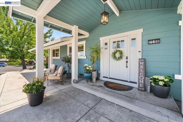 2599 Walker Pl, Livermore, CA 94550