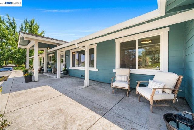 2599 Walker Pl, Livermore, CA 94550