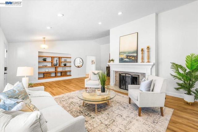 2599 Walker Pl, Livermore, CA 94550