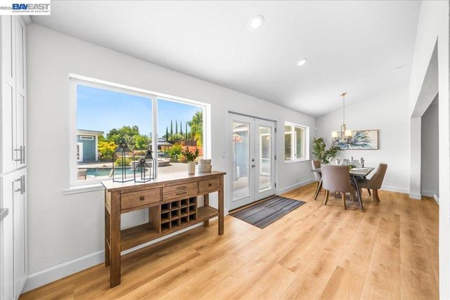 2599 Walker Pl, Livermore, CA 94550