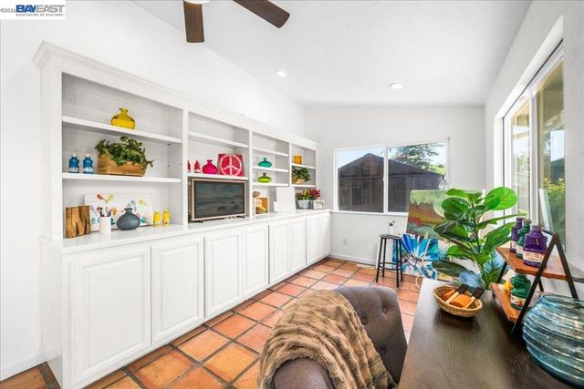 2599 Walker Pl, Livermore, CA 94550