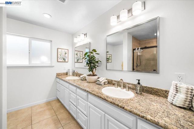 2599 Walker Pl, Livermore, CA 94550