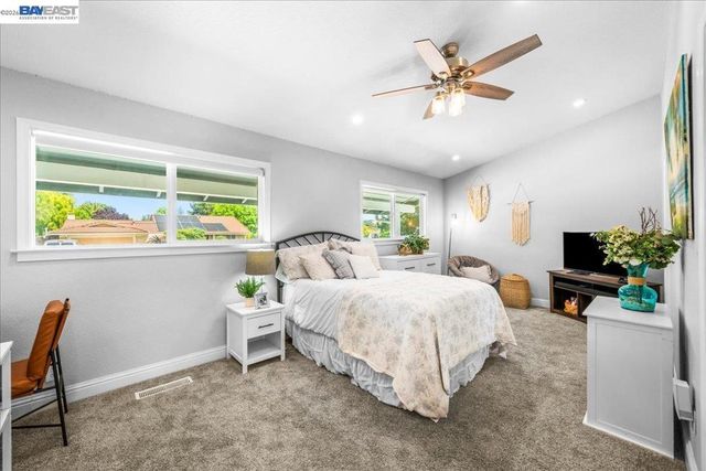 2599 Walker Pl, Livermore, CA 94550