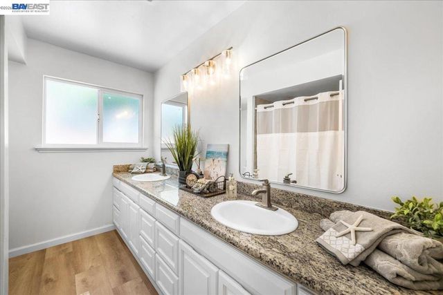 2599 Walker Pl, Livermore, CA 94550