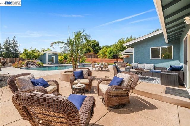 2599 Walker Pl, Livermore, CA 94550
